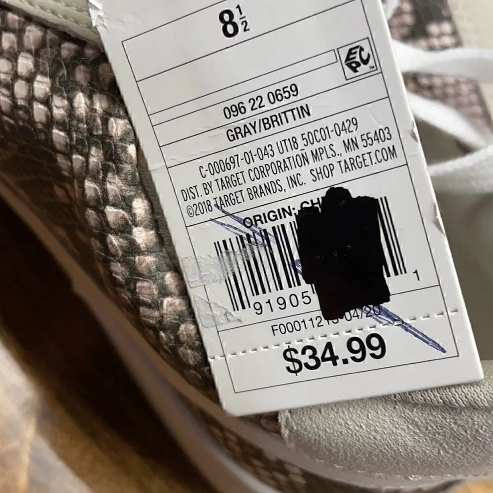 Women's Brittin Sneakers - Universal Thread
